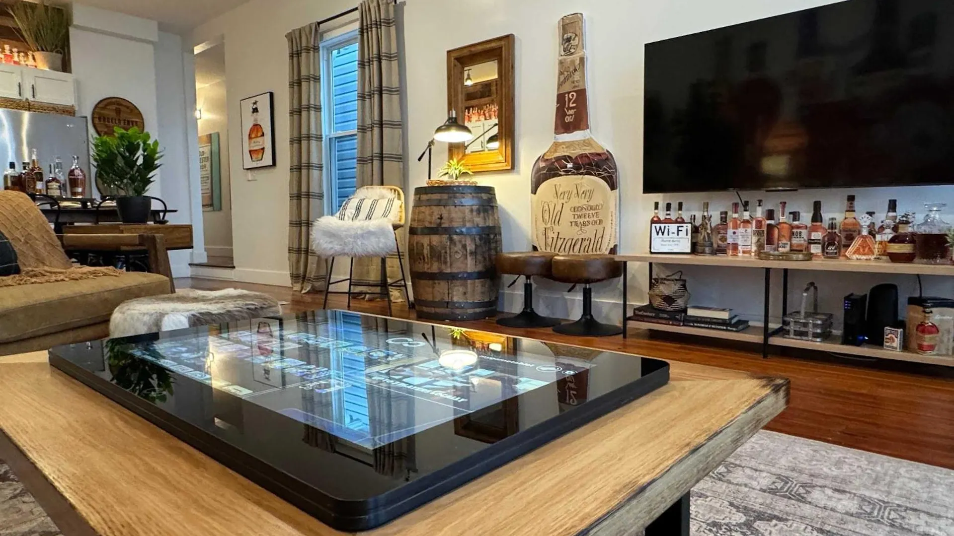 בית נופש Classic Louisville Home With Contemporary Upgrades